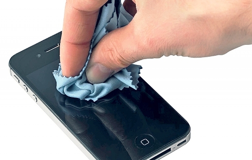Comment supprimer / supprimer les rayures de l'écran du téléphone - iPhone,  Samsung, LG